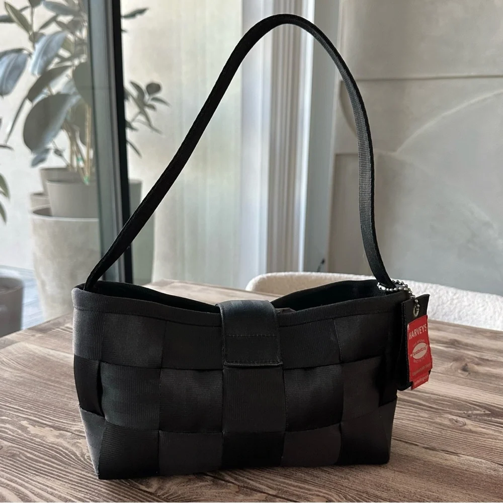 Harveys Seatbelt Bag Black Woven Shoulder Purse Small Handbags - Picture 3 of 8